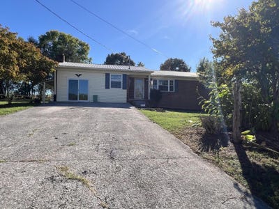 /international/us/3516-falcon-road-morristown-tn-110110364353/
