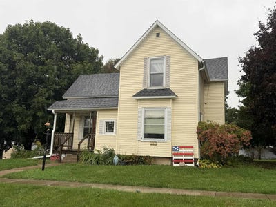 /international/us/513-congress-street-bloomington-wi-110120607251/