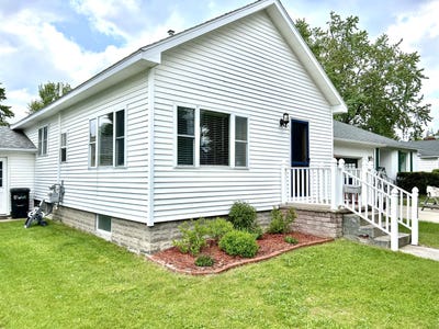 /international/us/300-e-blair-street-alpena-mi-110100159376/