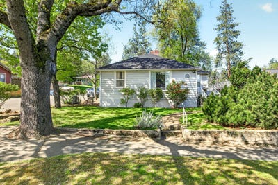 /international/us/475-liberty-street-ashland-or-110107259808/