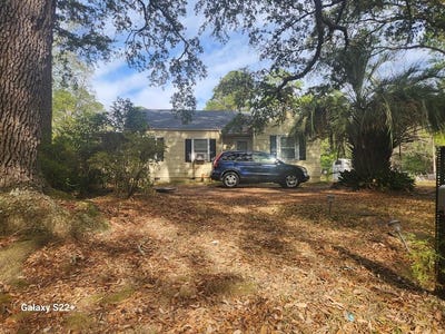 /international/us/1307-edgerly-avenue-albany-ga-110105225276/