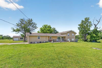 /international/us/5302-e-32nd-street-joplin-mo-110108696531/