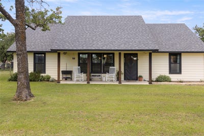 /international/us/203-brown-lane-poolville-tx-110107822579/