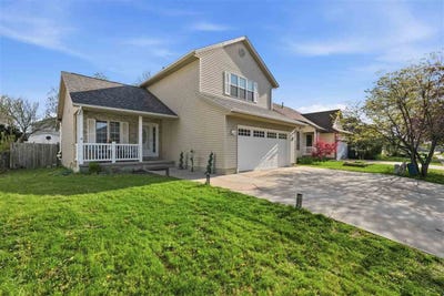 /international/us/1624-dickenson-ln-iowacity-ia-110107537789/