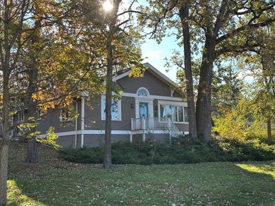 /international/us/263-biltmore-drive-north-barrington-il-110106372541/