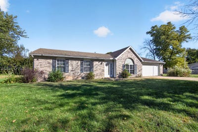 /international/us/251-w-lakeview-street-centralia-mo-110120562983/