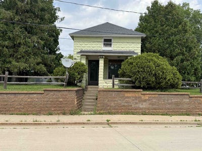 /international/us/3901-water-street-stevens-point-wi-110101010892/?lang=en