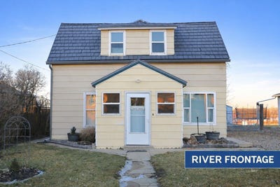 /international/us/313-n-river-ave-glendive-mt-110104966996/