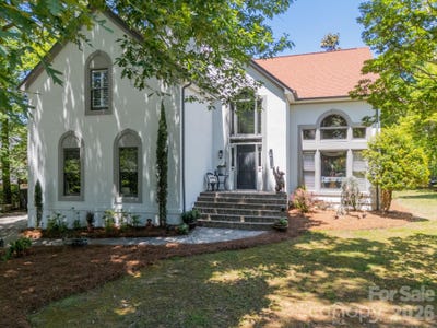 /international/us/11043-seven-coves-drive-tega-cay-sc-110108072995/