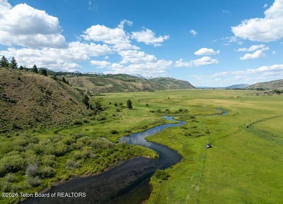 /international/us/spring-gulch-road-jackson-wy-110108201809/