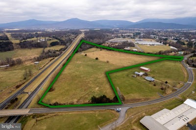 /international/us/collins-ave-luray-va-110090487884/