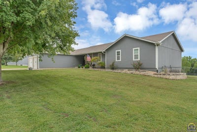 /international/us/8244-sw-indian-hills-rd-auburn-ks-110101466624/