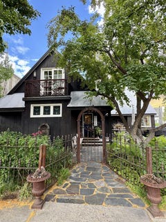 /international/us/100-n-leadville-ave-ketchum-id-110101123120/