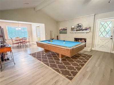/international/us/604-cooper-street-ennis-tx-110108976705/
