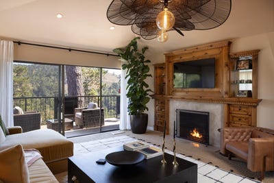 /international/us/261-del-mesa-carmel-carmel-in-110103976435/