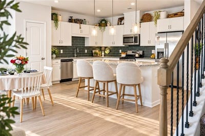 /international/us/1074-chastain-drive-sugar-hill-ga-110110270134/