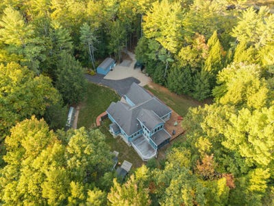 /international/us/426-lake-house-road-naples-me-110120617533/
