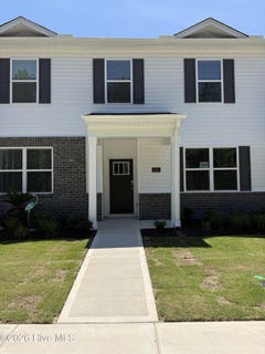 /international/us/1024-bayard-wootten-way-new-bern-nc-110103324857/