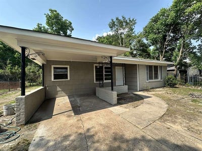 /international/us/2740-corbitt-street-shreveport-la-110099595097/