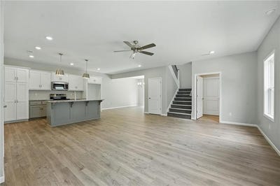 /international/us/801-highland-drive-edwardsville-ks-110099864432/?lang=zh-tw