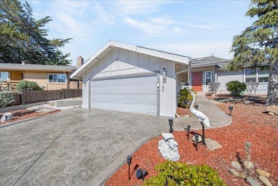 /international/us/1184-barbara-ct-seaside-ca-110106491485/