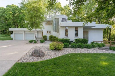 /international/us/317-meadow-woods-drive-mankato-twp-mn-110108166114/