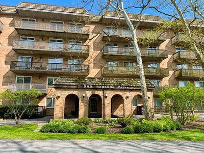/international/us/500-redondo-drive-downers-grove-il-110107795852/