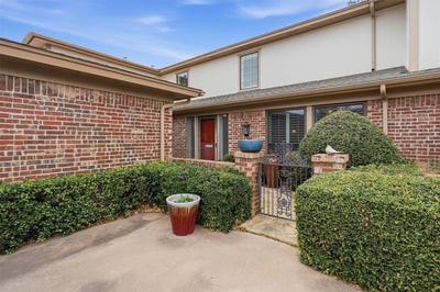 /international/us/79-one-main-place-benbrook-tx-110106557445/