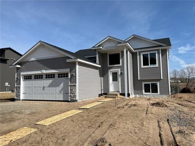 /international/us/220-9th-street-sw-rice-mn-110107754991/