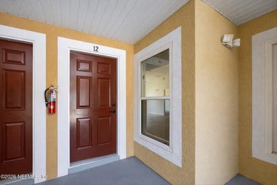 /international/us/6915-ortega-woods-drive-jacksonville-fl-110105510089/