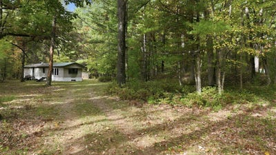 /international/us/s10130-county-road-h-fairchild-wi-110120068075/