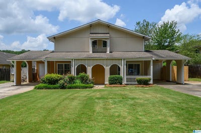 /international/us/1834-oakleaf-lane-center-point-al-110100845682/