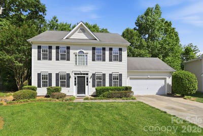 /international/us/3916-grace-court-indian-trail-nc-110107337226/