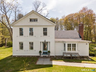 /international/us/61-e-main-street-salisbury-ct-110107878373/