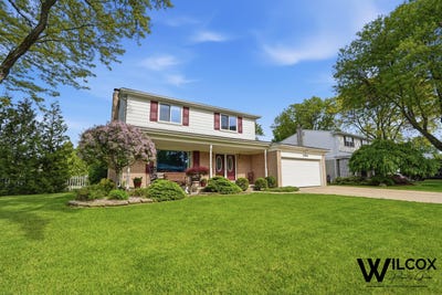 /international/us/37944-santa-anna-street-clinton-twp-mi-110108223469/
