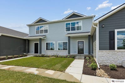 /international/us/11419-n-160th-court-bennington-ne-110102625585/