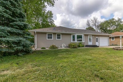 /international/us/100-meadow-lane-mankato-mn-110108910117/