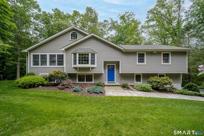 /international/us/45-n-nabby-road-danbury-ct-110108469688/