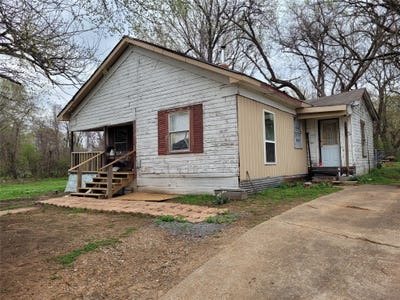 /international/us/726-ne-6th-paris-tx-110106315262/
