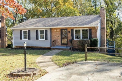 /international/us/1018-glendale-rd-charlottesville-va-110106232063/