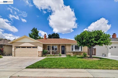 /international/us/3668-oregon-way-livermore-ca-110108360358/