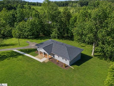 /international/us/115-pinetree-lane-easley-sc-110120114052/