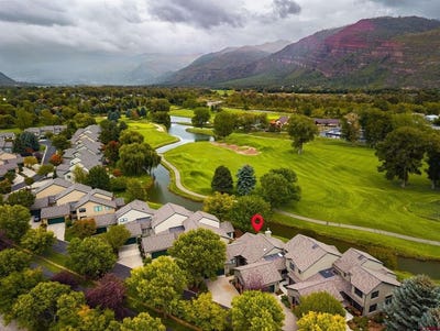 /international/us/30-cypress-court-durango-co-110119989459/