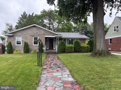 /international/us/323-w-franklin-avenue-collingswood-nj-110109140385/