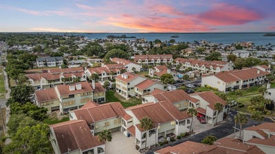/international/us/637-drake-lane-n-dunedin-fl-110107083411/