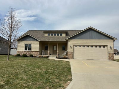 /international/us/802-n-10th-avenue-winterset-ia-110106752668/
