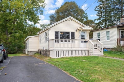 /international/us/92-ontario-street-oswego-ny-110102881568/
