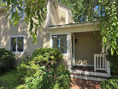 /international/us/103-spinnaker-way-portsmouth-nh-110109033743/