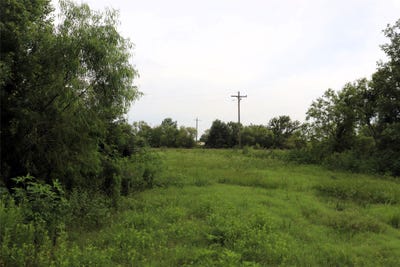 /international/us/127-county-road-190-liberty-tx-110105002086/