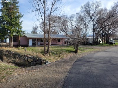 /international/us/737-n-15th-ave-elgin-or-110106150936/